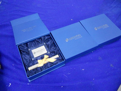 促銷禮品首選 壓克力相框、有機玻璃組合相框與螺絲相框